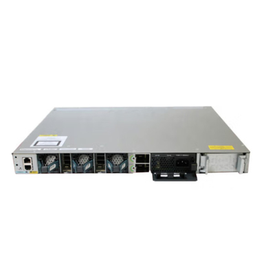 Catalyseur 9200 de C9300-24 P-E Datacom Switches Cisco 24 PoE+ gauches