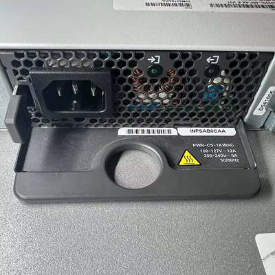 Commutateur C9200 série C9200L-48P-4X-E C9200L 48 ports PoE+ 4 x 10G